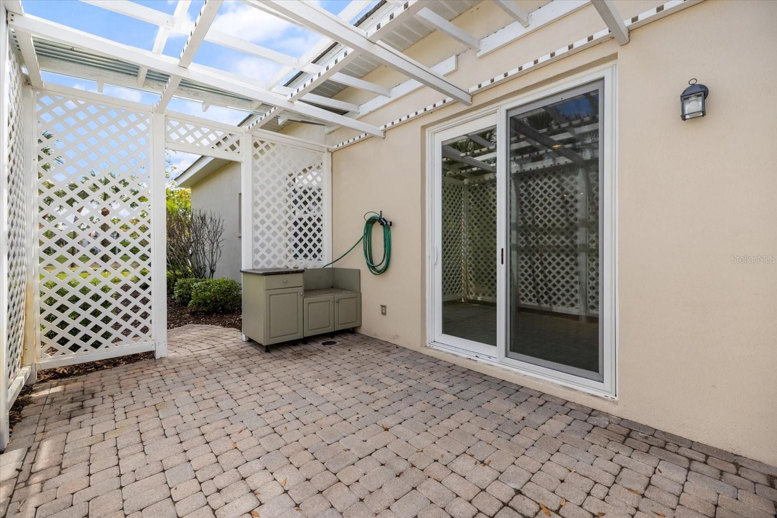 Image 22 of 63 For 17 Cayman Isles Boulevard