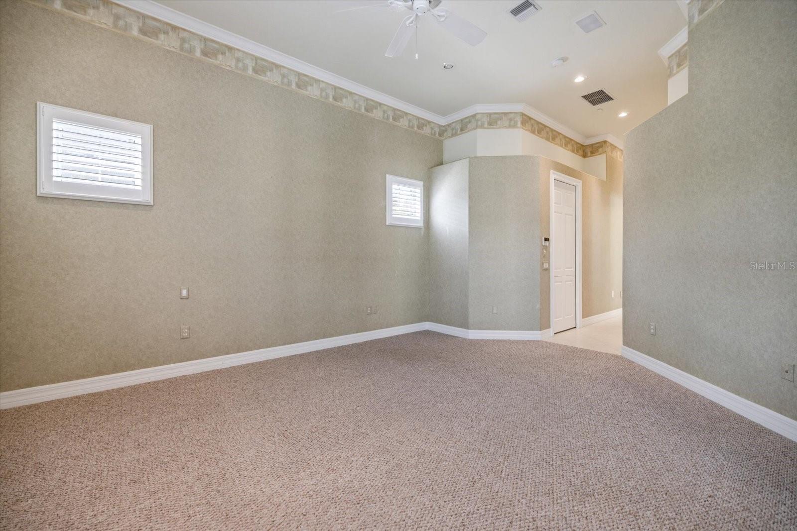 Image 26 of 63 For 17 Cayman Isles Boulevard