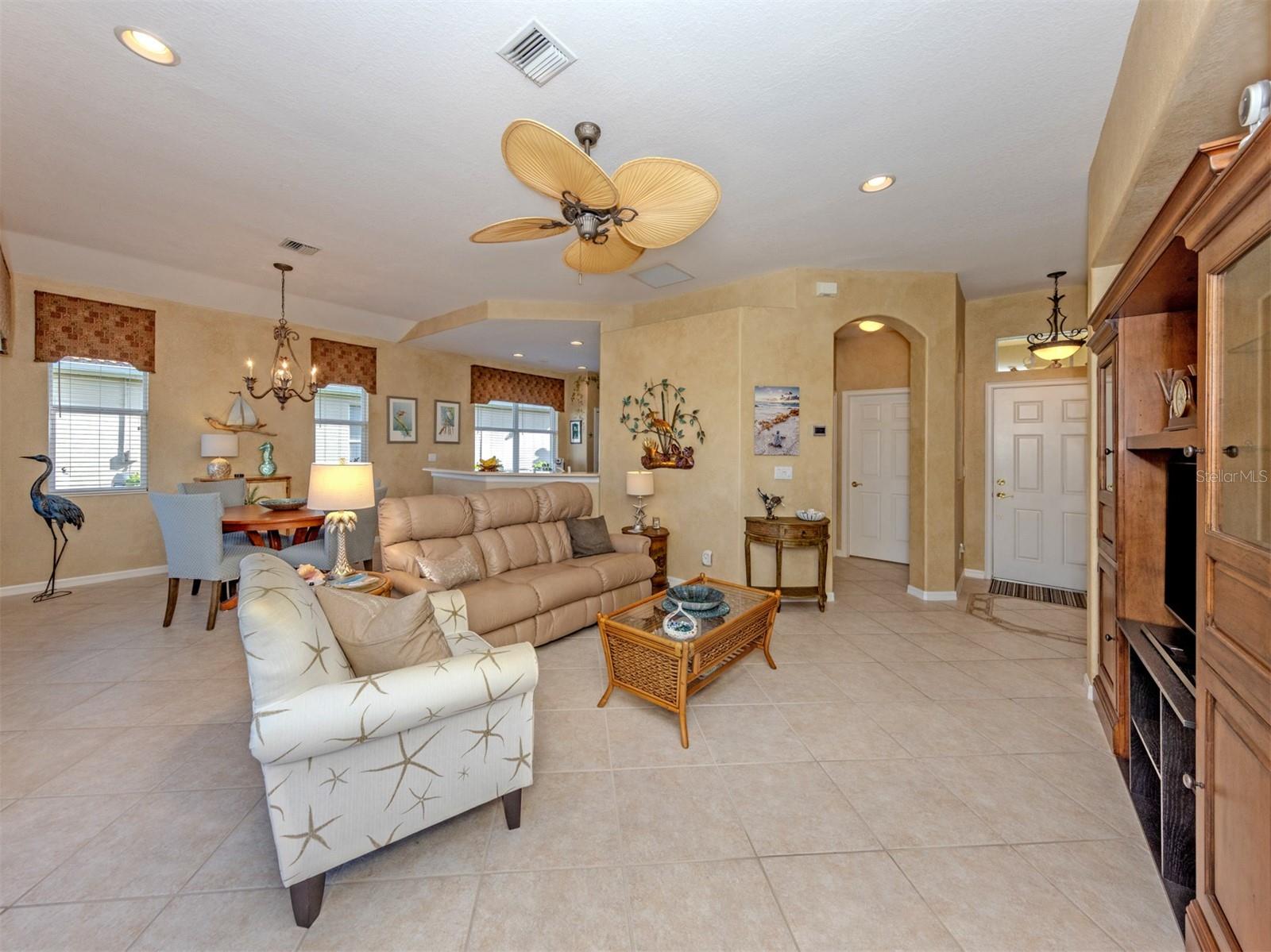 Image 7 of 78 For 178 Treviso Court