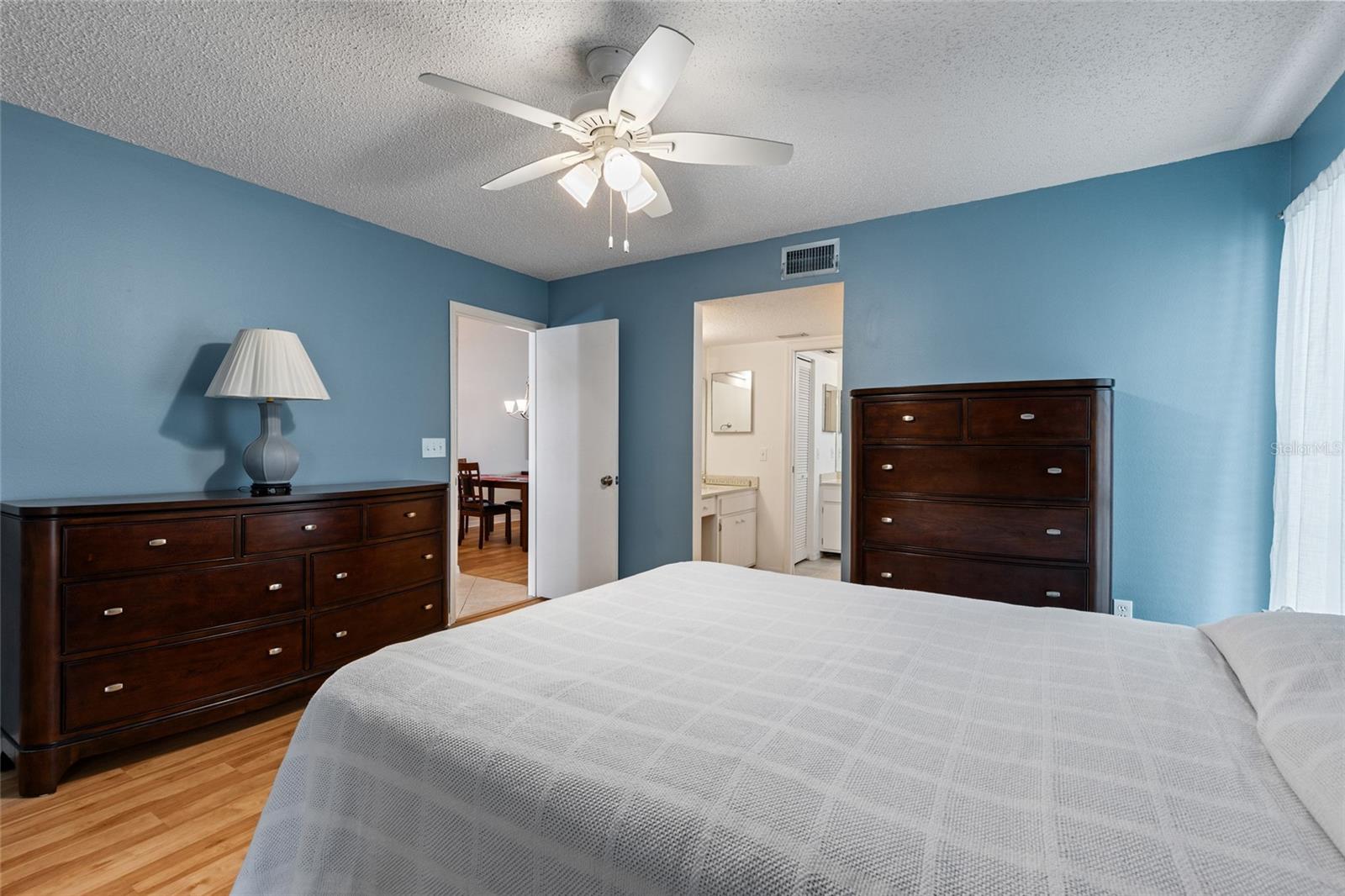 Image 20 of 50 For 410 Cerromar Circle S 242