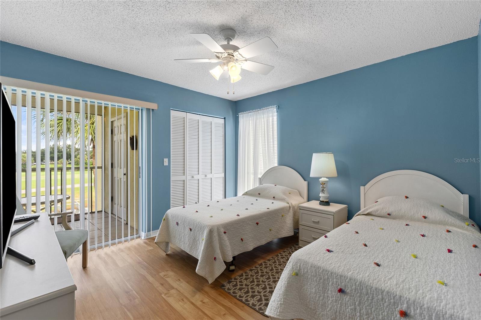 Image 26 of 50 For 410 Cerromar Circle S 242