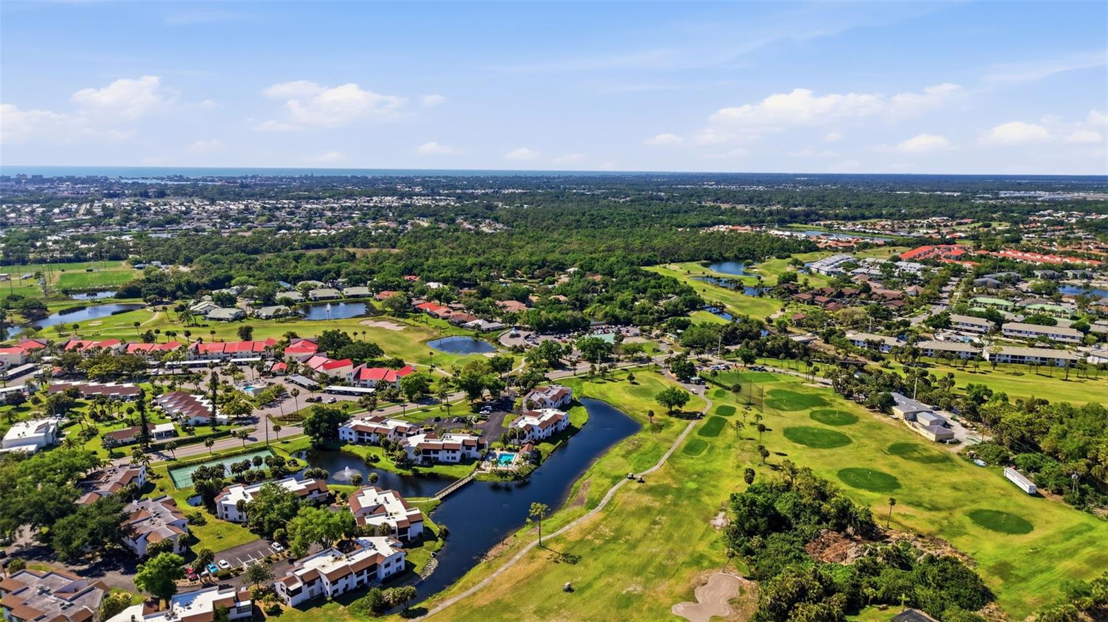 Image 33 of 40 For 820 Capri Isles Boulevard 202