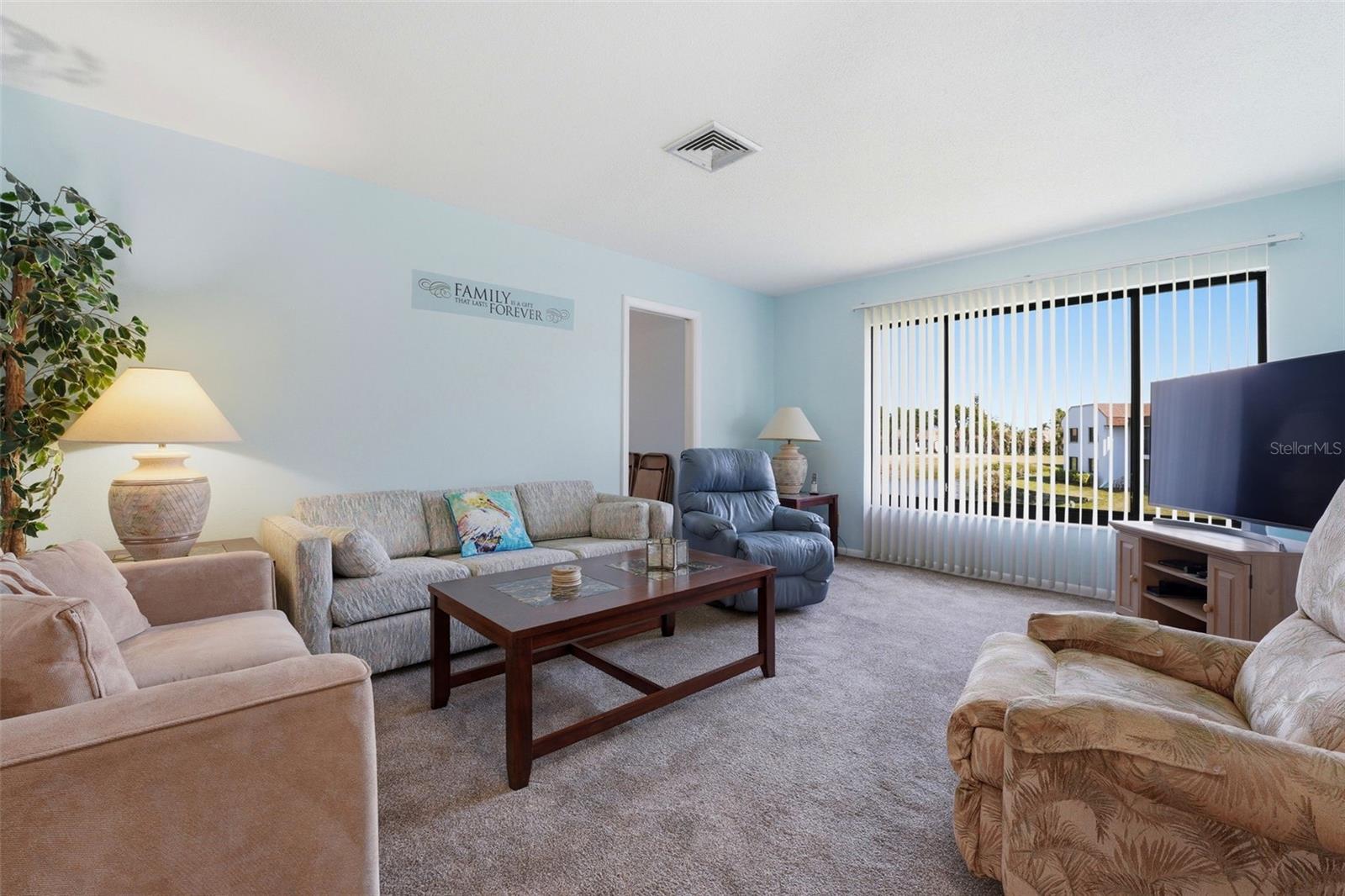 Image 9 of 40 For 820 Capri Isles Boulevard 202