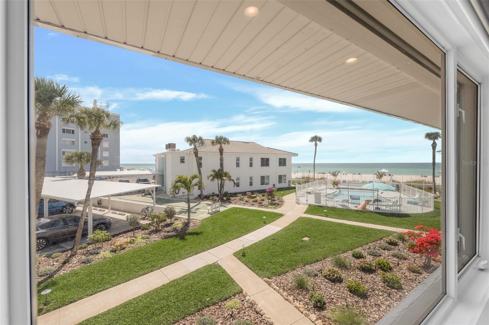 Image 10 of 40 For 5400 Gulf Drive 32