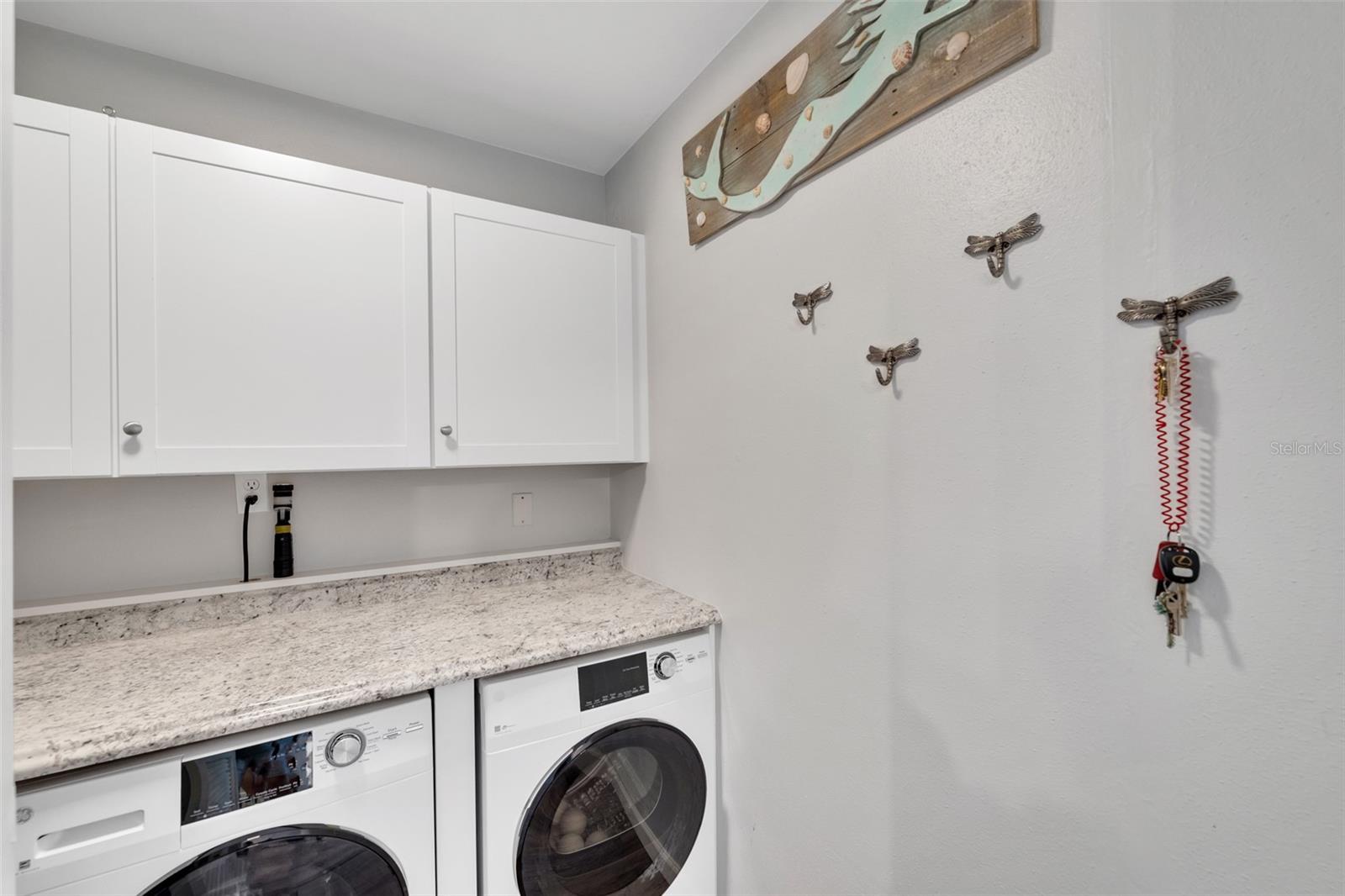 Image 24 of 40 For 5400 Gulf Drive 32