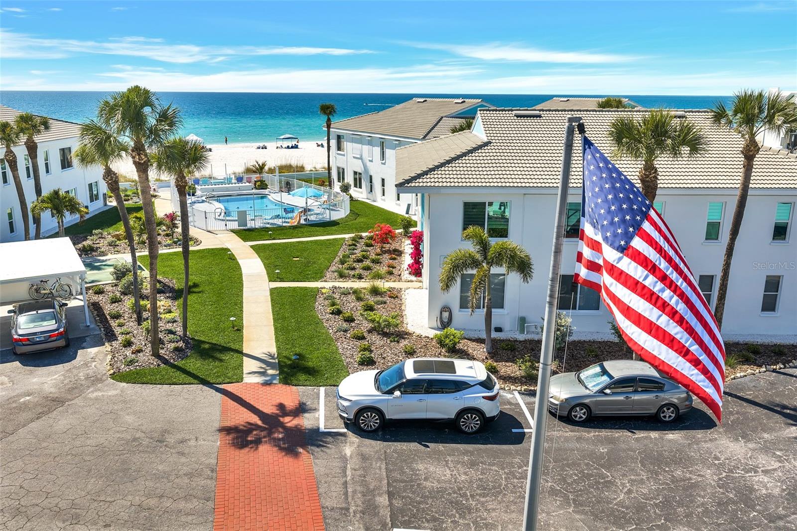 Image 35 of 40 For 5400 Gulf Drive 32