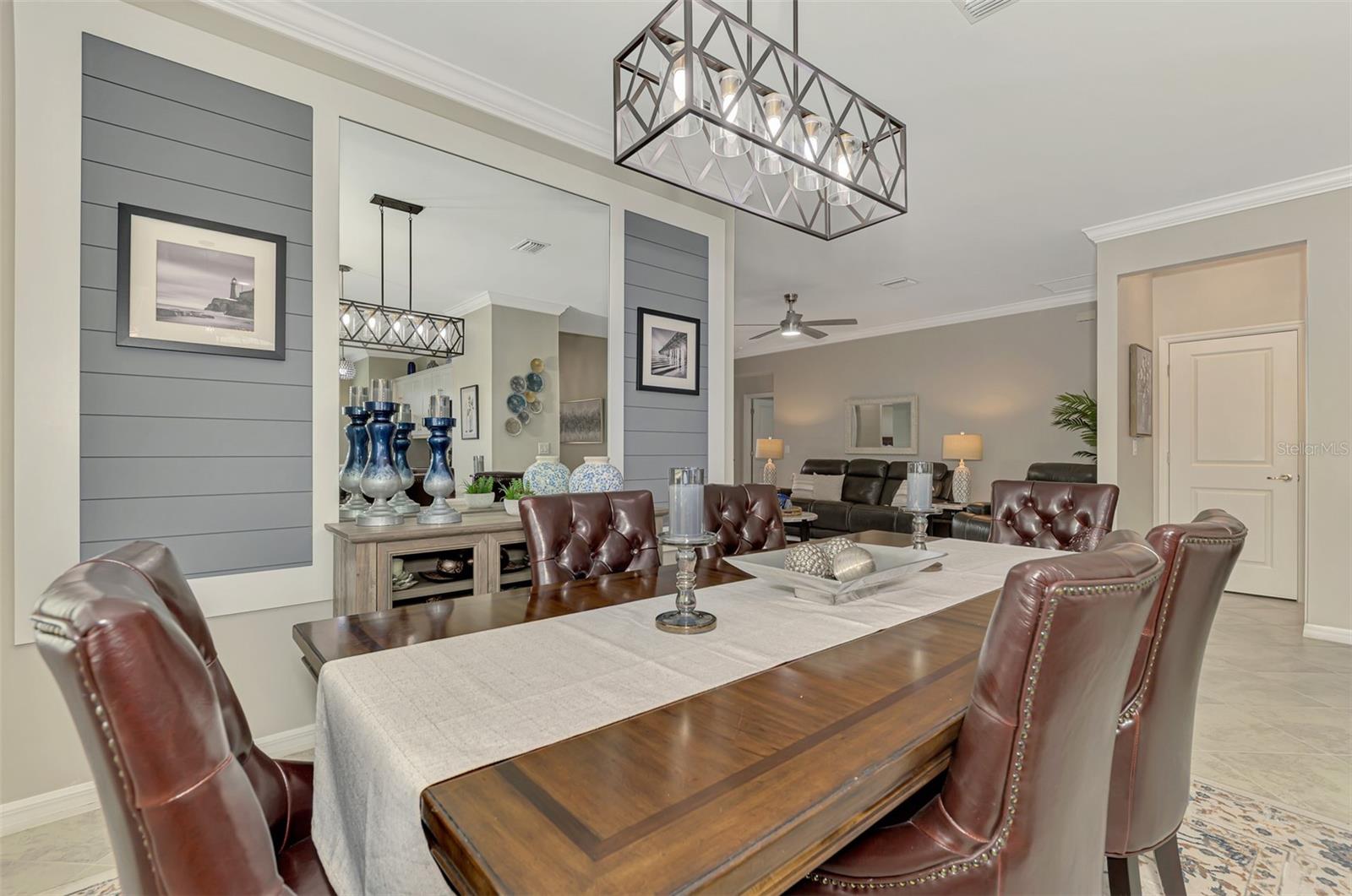 Image 17 of 54 For 15896 Honeysuckle Street