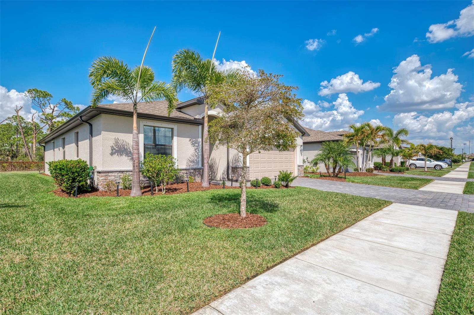 Image 2 of 54 For 15896 Honeysuckle Street