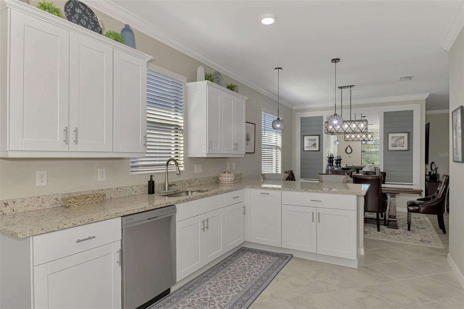 Image 24 of 54 For 15896 Honeysuckle Street