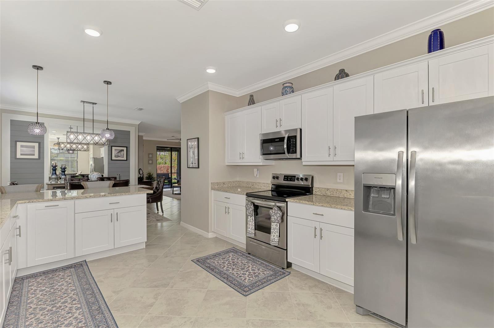 Image 25 of 54 For 15896 Honeysuckle Street