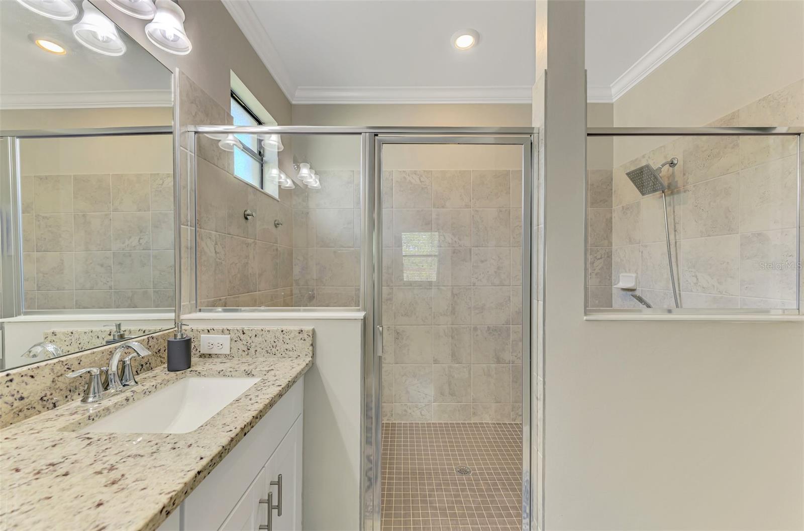 Image 32 of 54 For 15896 Honeysuckle Street