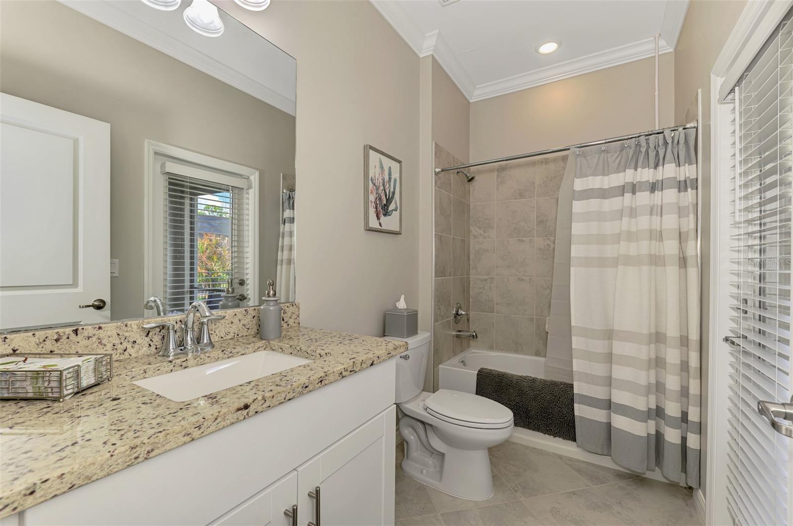 Image 37 of 54 For 15896 Honeysuckle Street