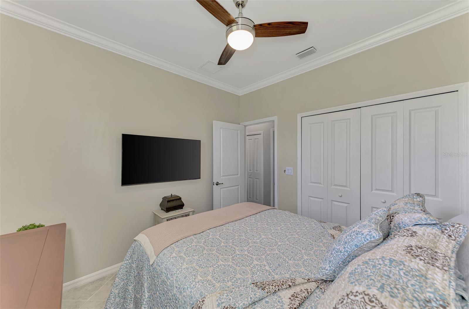 Image 39 of 54 For 15896 Honeysuckle Street