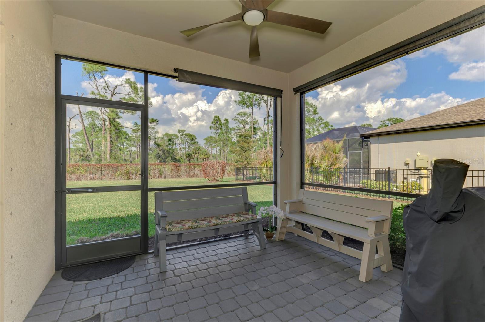 Image 42 of 54 For 15896 Honeysuckle Street