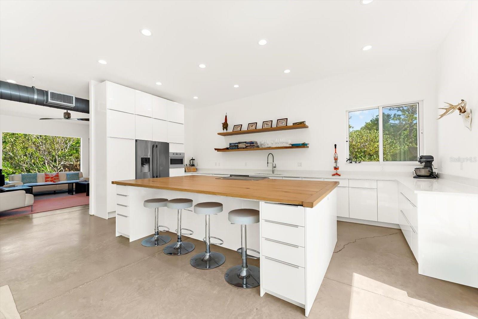 Image 31 of 91 For 1725 Overbrook Road