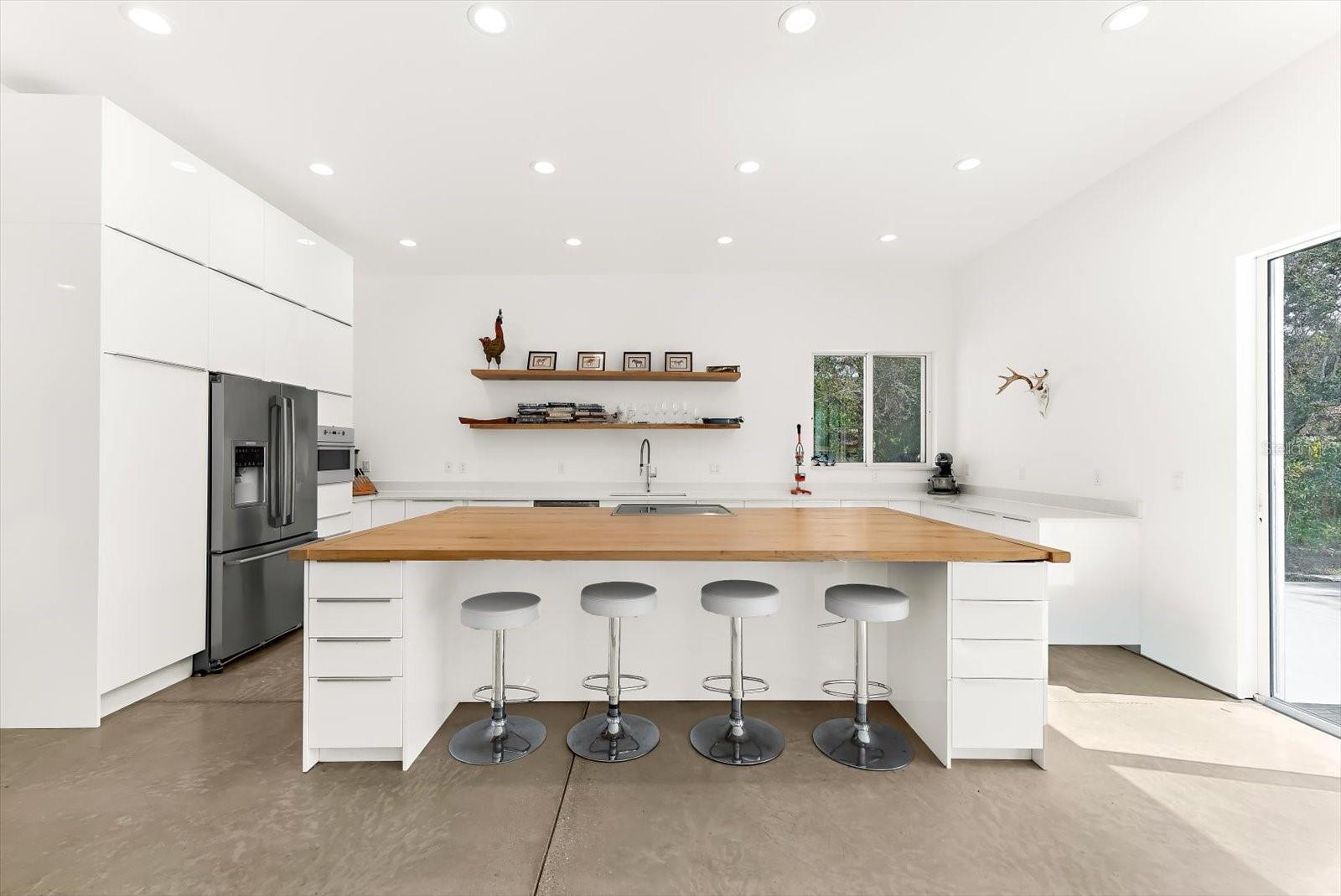 Image 33 of 91 For 1725 Overbrook Road