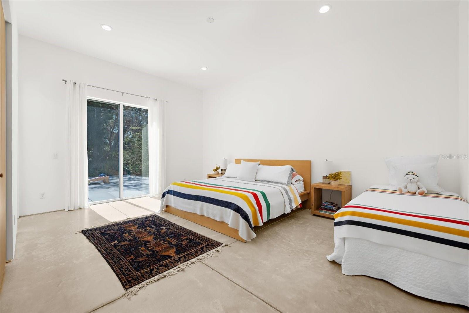 Image 43 of 91 For 1725 Overbrook Road