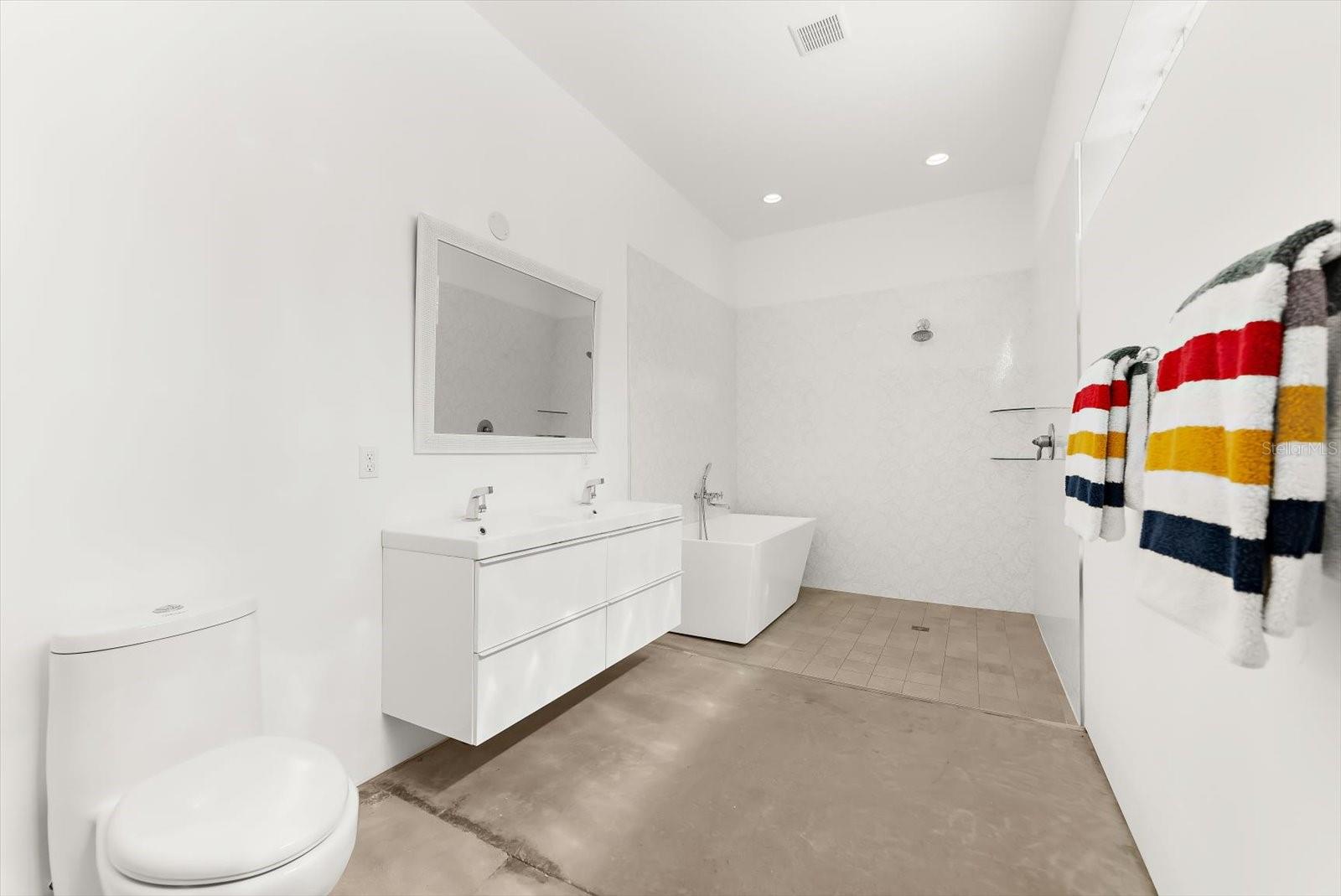 Image 47 of 91 For 1725 Overbrook Road