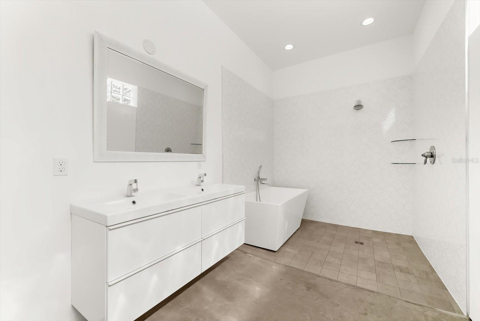 Image 49 of 91 For 1725 Overbrook Road