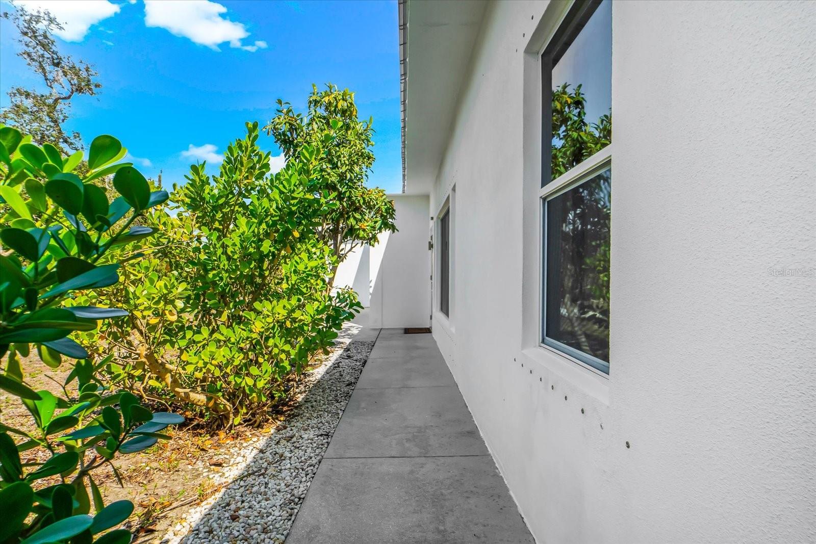 Image 8 of 91 For 1725 Overbrook Road