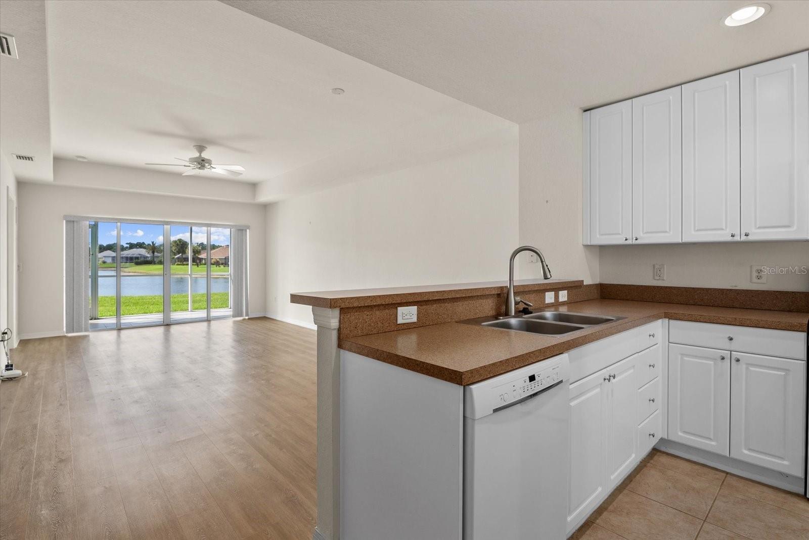 Image 11 of 44 For 5751 Sabal Trace Drive 103b57