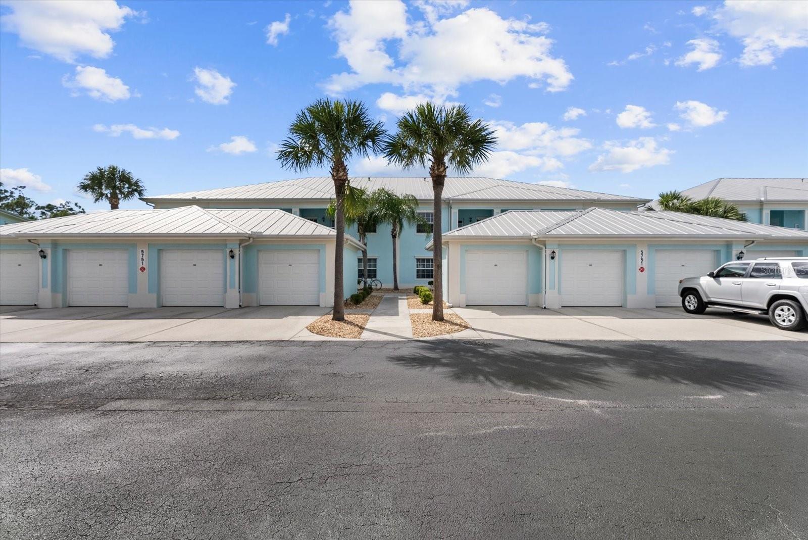 Image 32 of 44 For 5751 Sabal Trace Drive 103b57