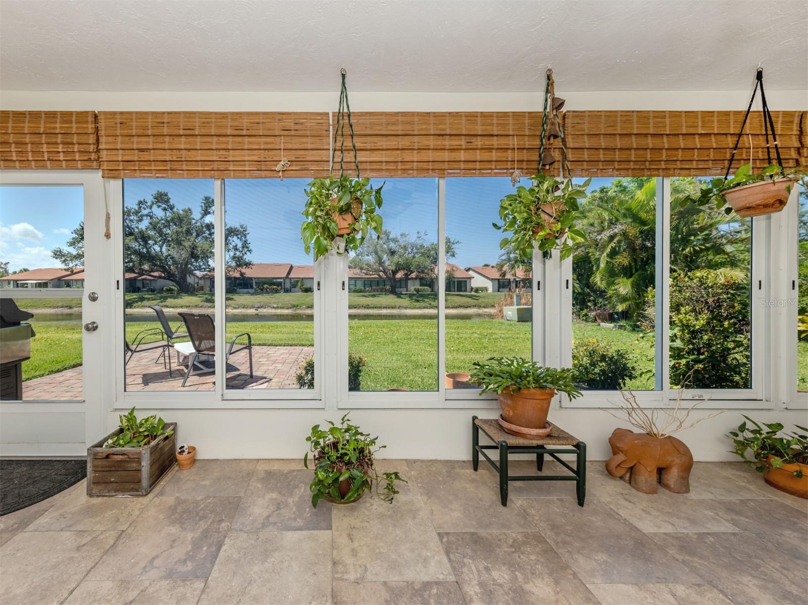 Image 19 of 23 For 904 Gondola Drive