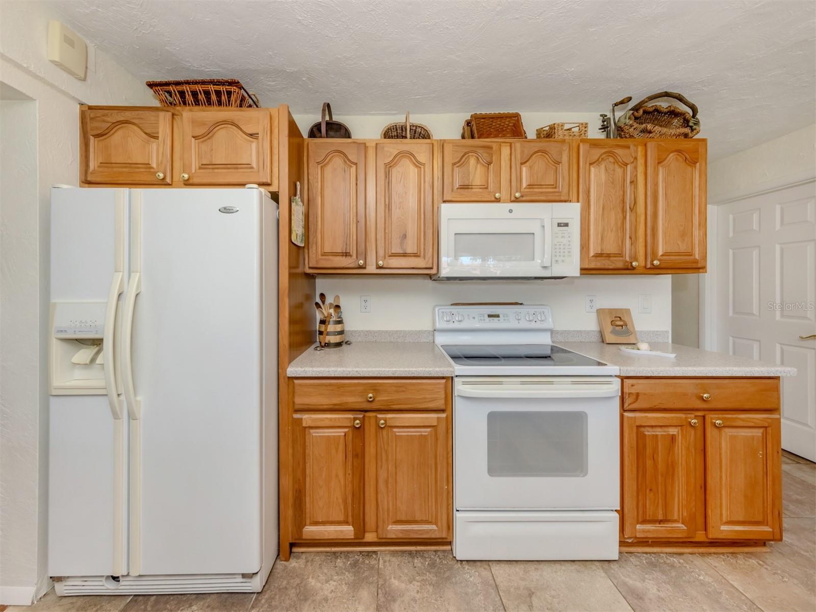 Image 8 of 23 For 904 Gondola Drive