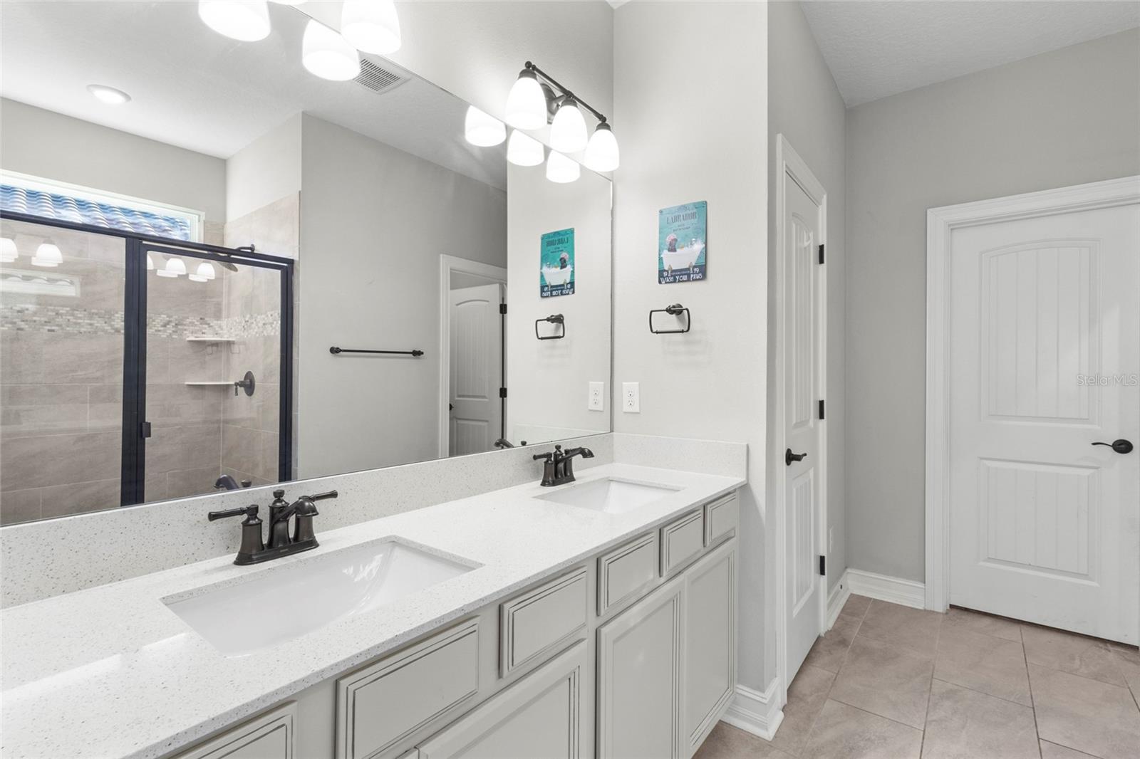 Image 16 of 37 For 273 Daylily Boulevard