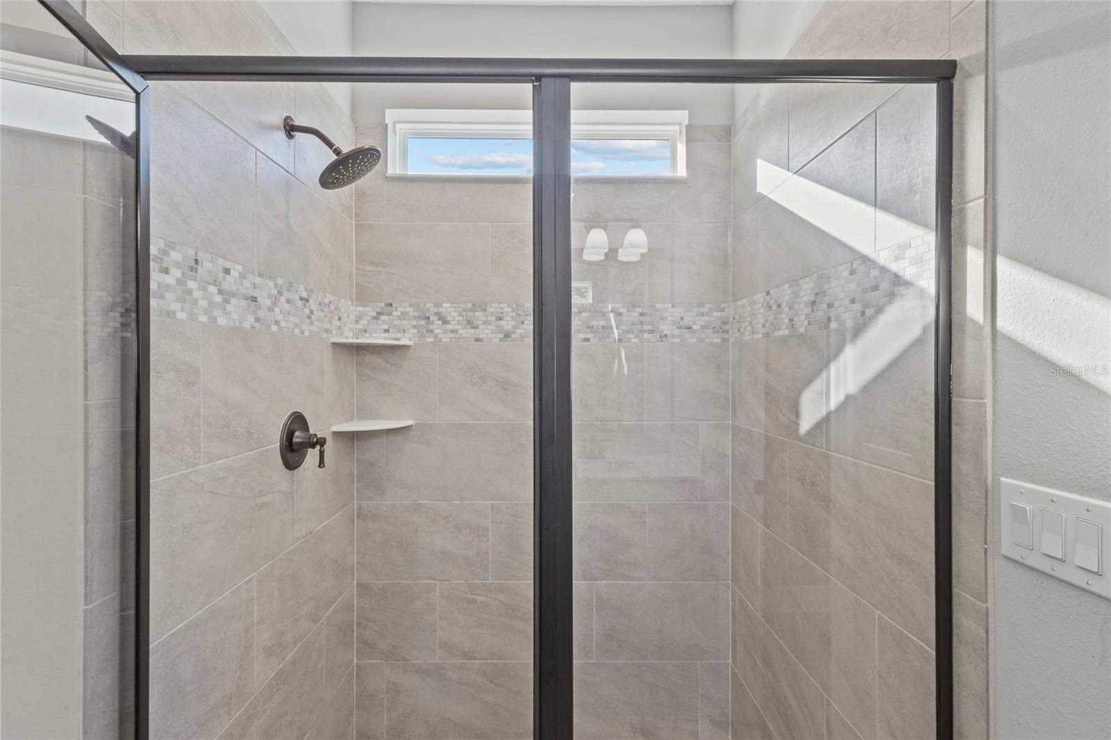 Image 17 of 37 For 273 Daylily Boulevard