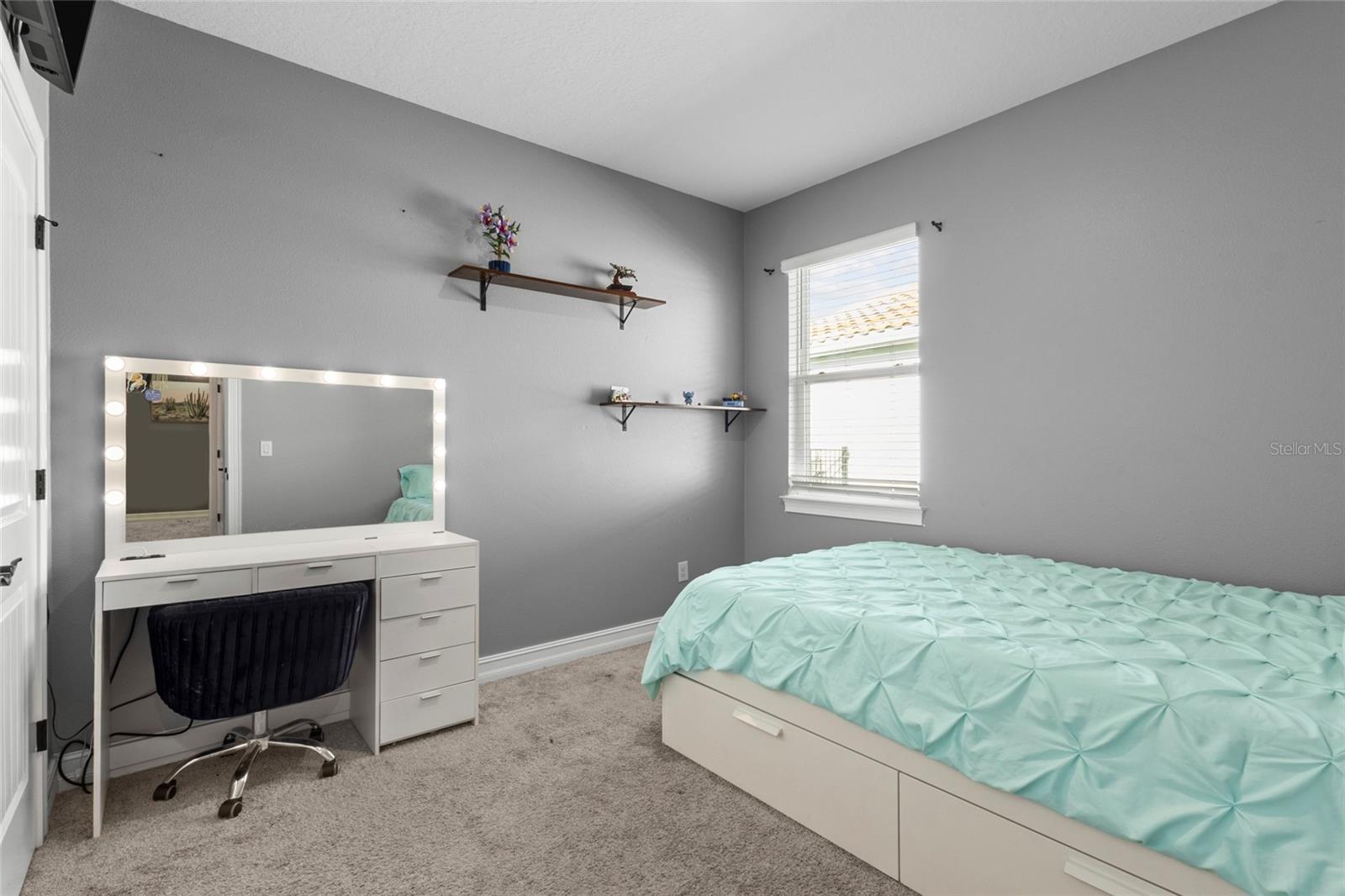 Image 21 of 37 For 273 Daylily Boulevard