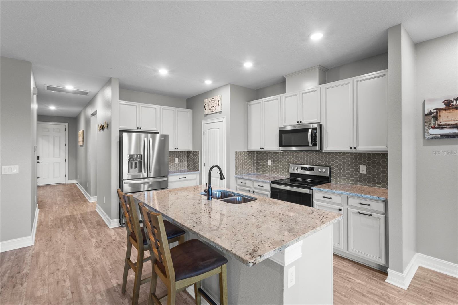 Image 4 of 37 For 273 Daylily Boulevard