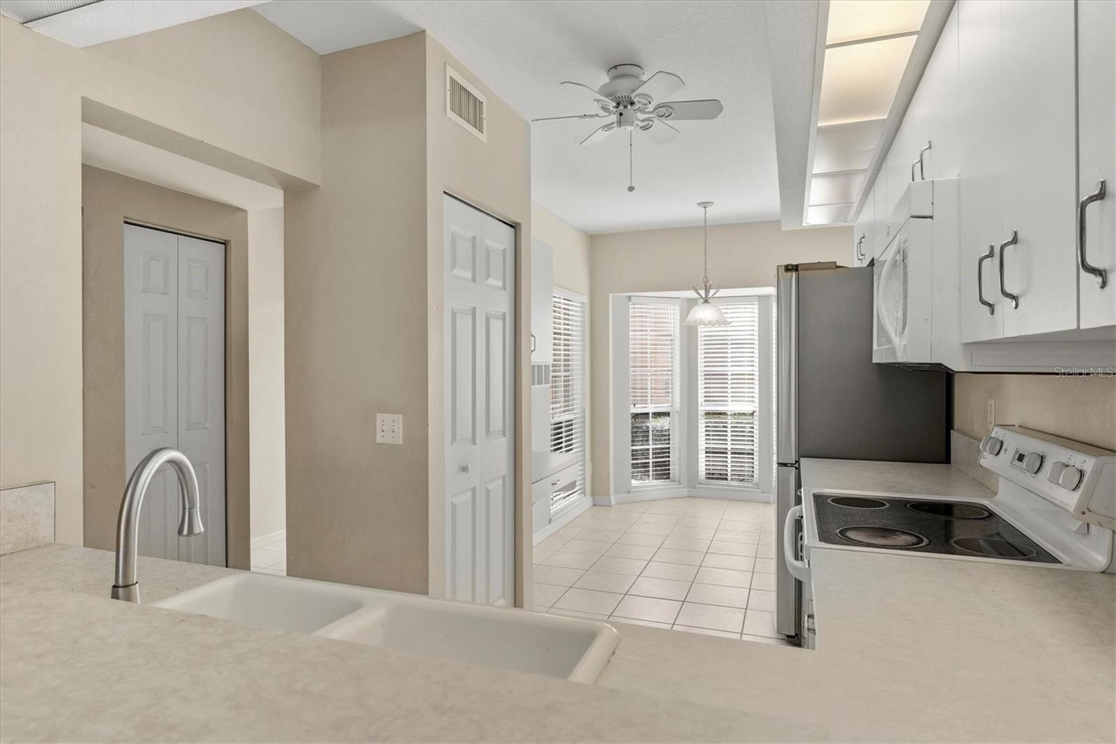 Image 10 of 60 For 404 Laurel Lake Drive 105