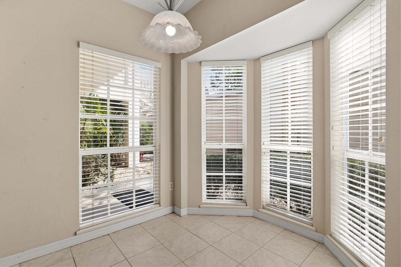 Image 15 of 60 For 404 Laurel Lake Drive 105