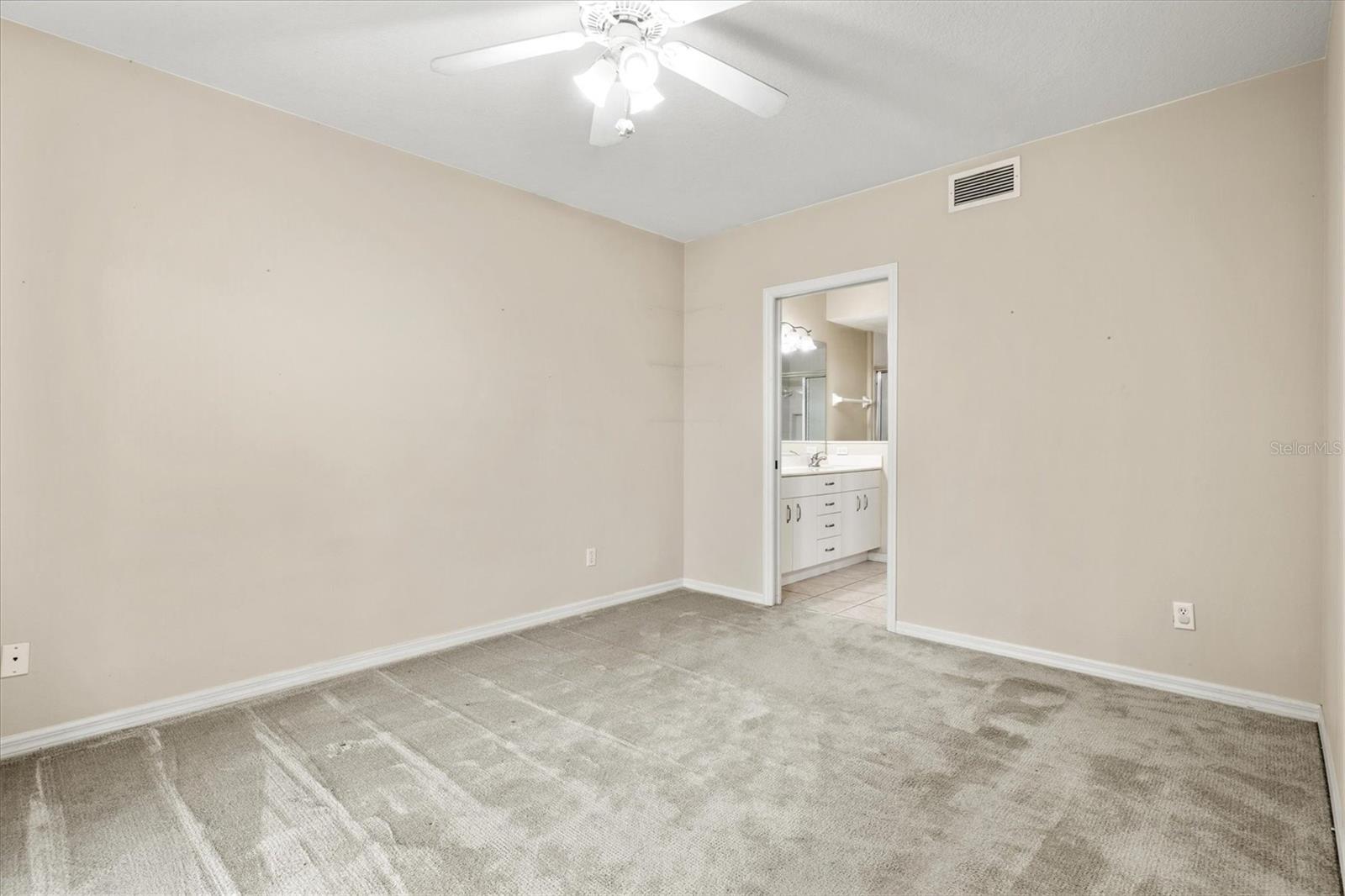 Image 32 of 60 For 404 Laurel Lake Drive 105