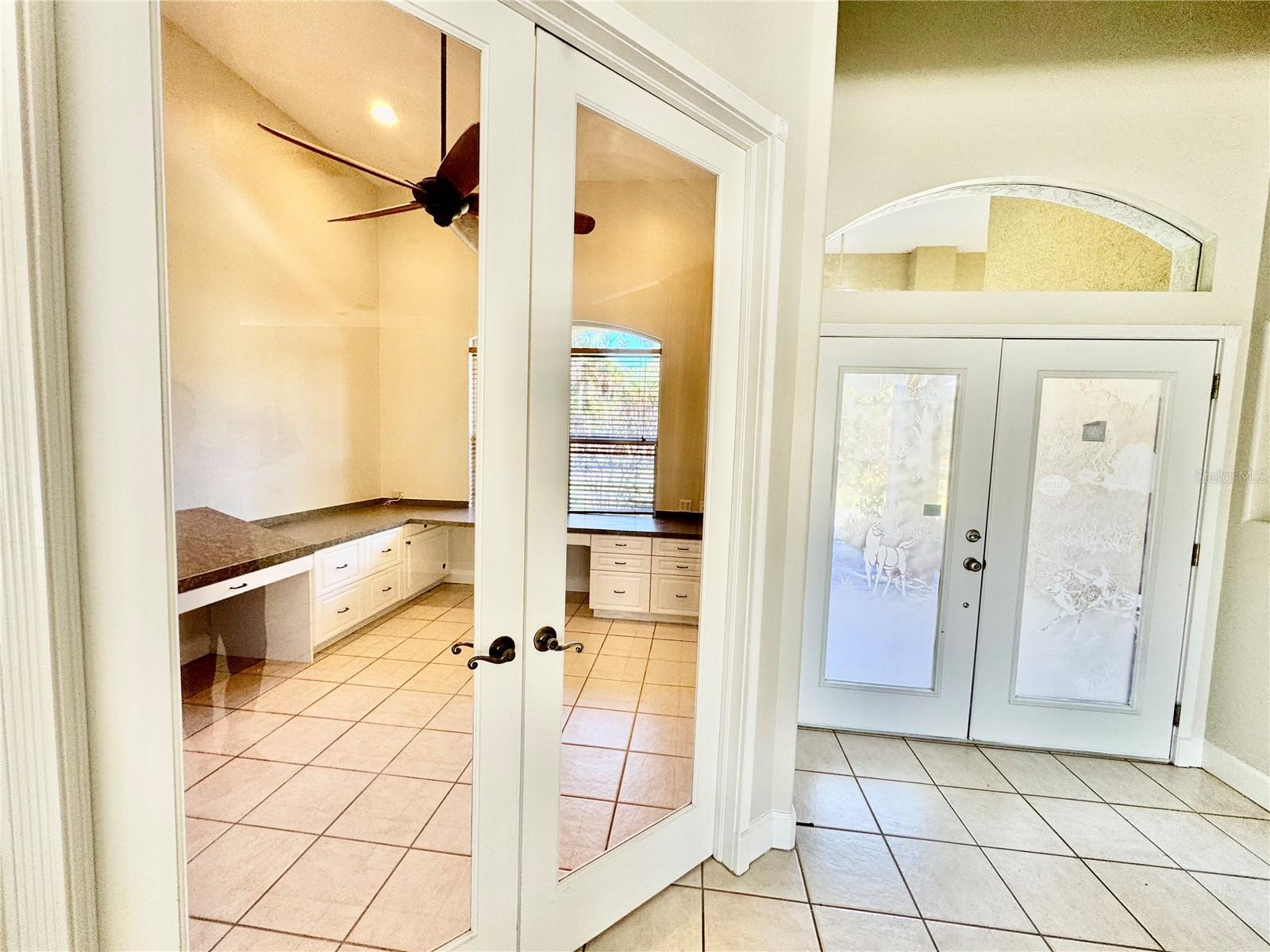 Image 24 of 70 For 6594 Buckboard Street