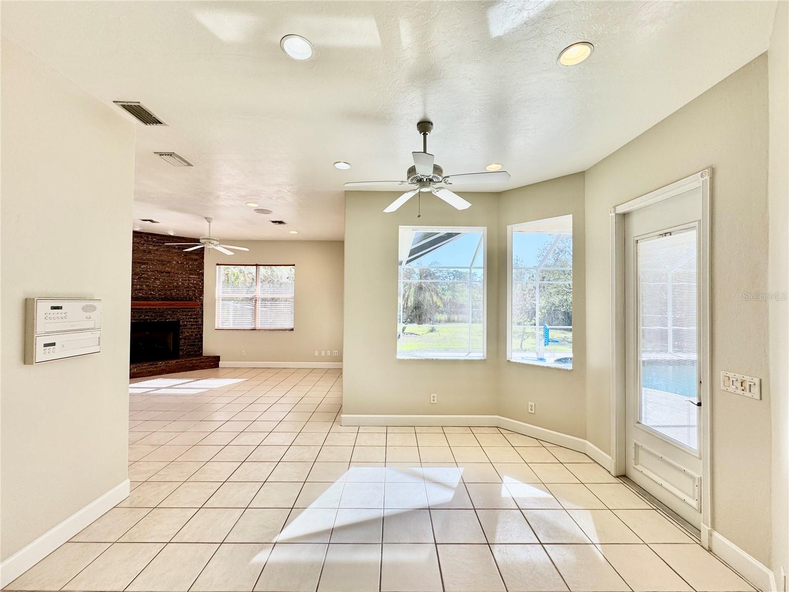 Image 34 of 70 For 6594 Buckboard Street