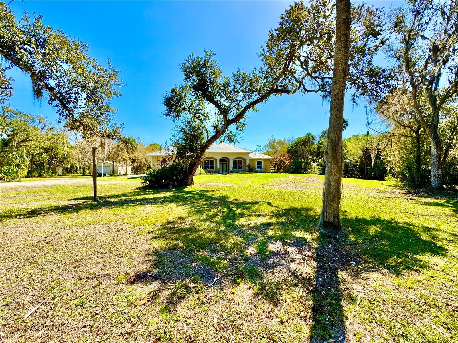 Image 5 of 70 For 6594 Buckboard Street