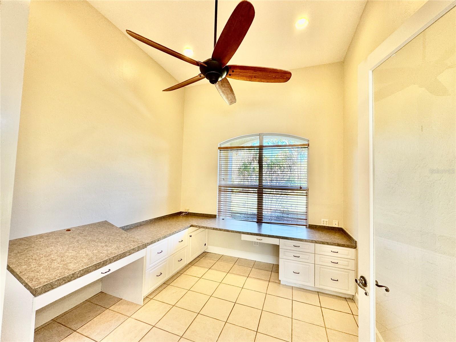 Image 56 of 70 For 6594 Buckboard Street