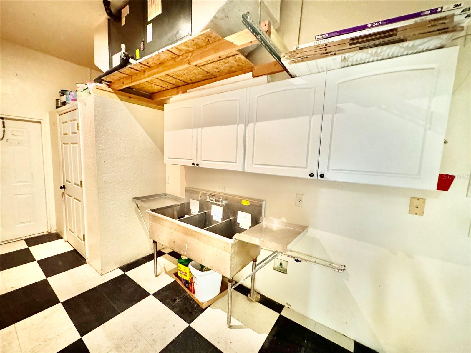 Image 61 of 70 For 6594 Buckboard Street