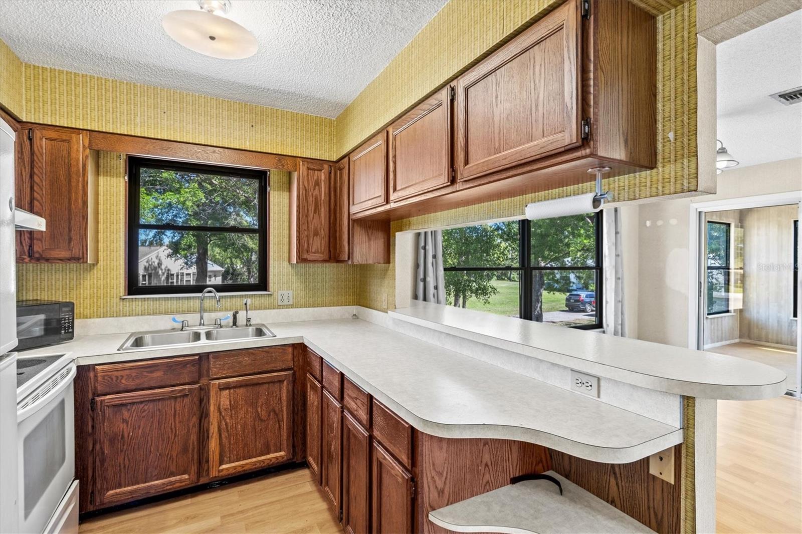 Image 24 of 75 For 1312 Twin Lakes Avenue