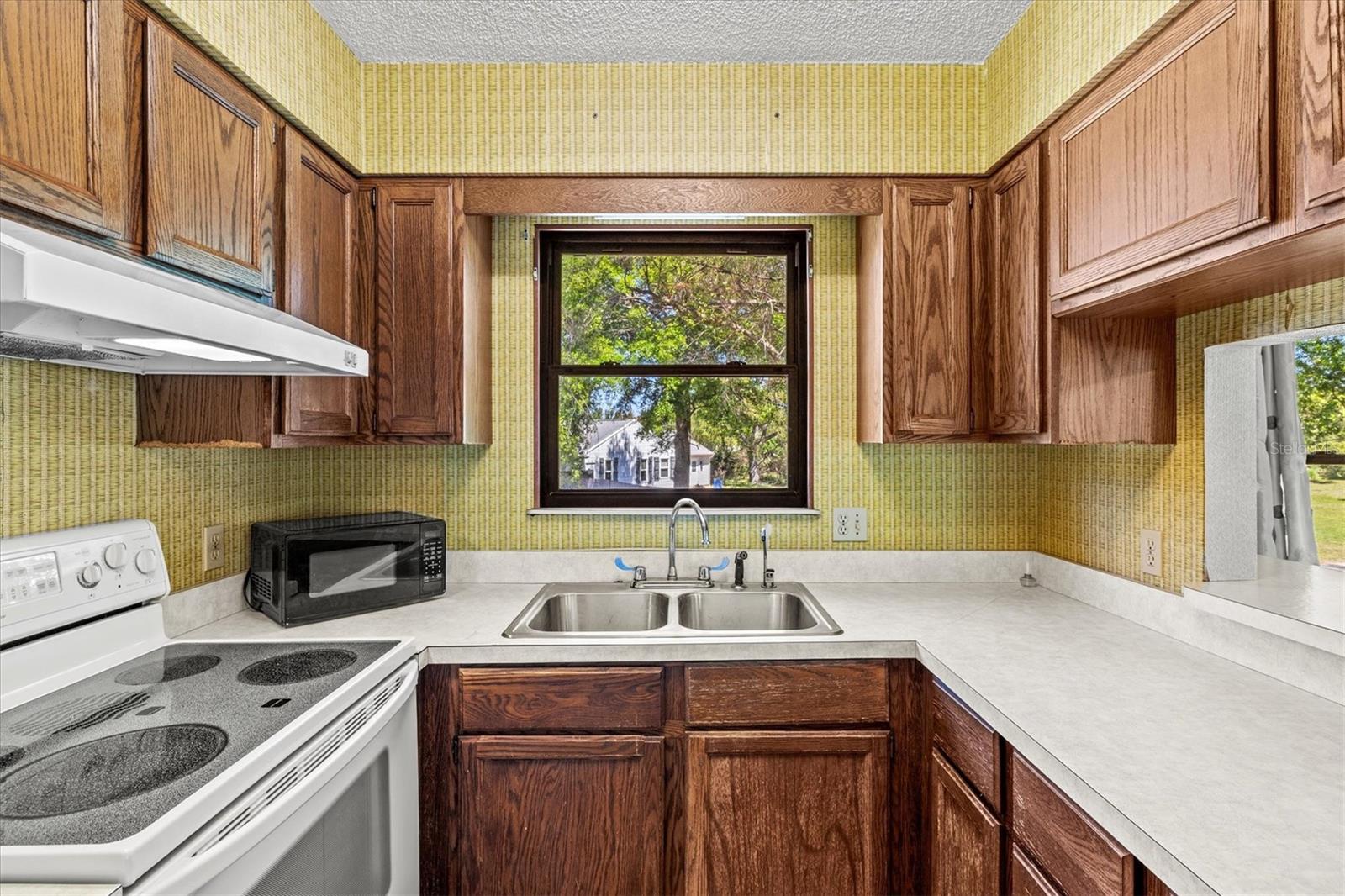 Image 25 of 75 For 1312 Twin Lakes Avenue