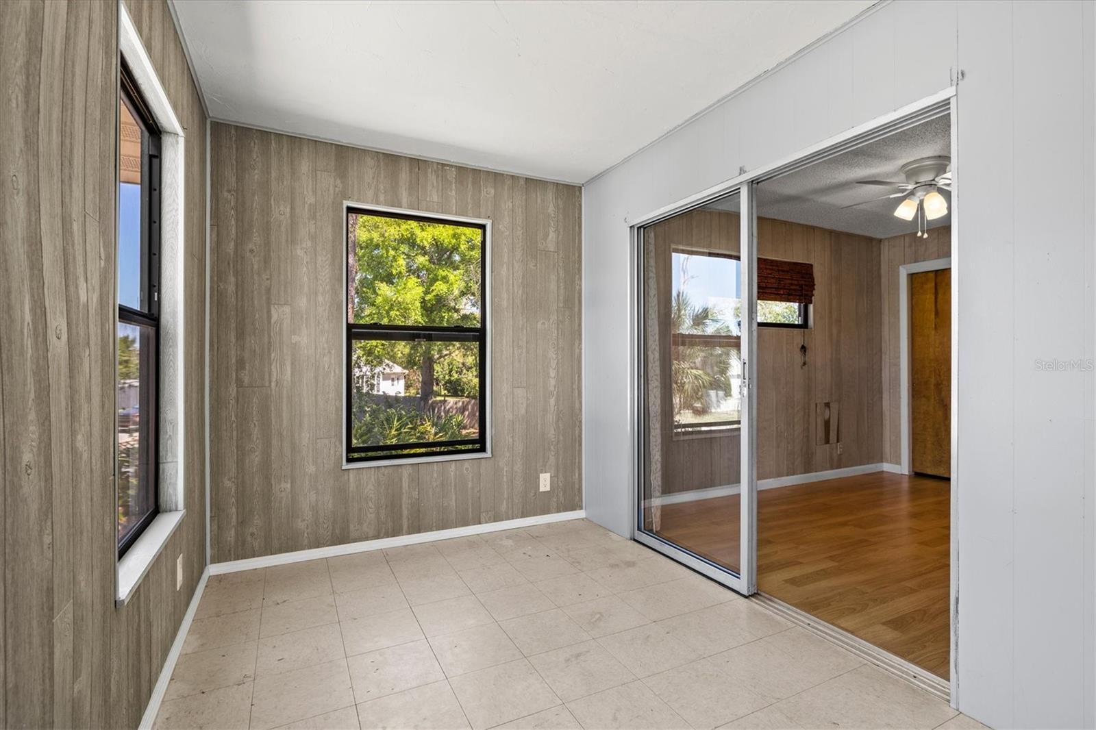 Image 38 of 75 For 1312 Twin Lakes Avenue