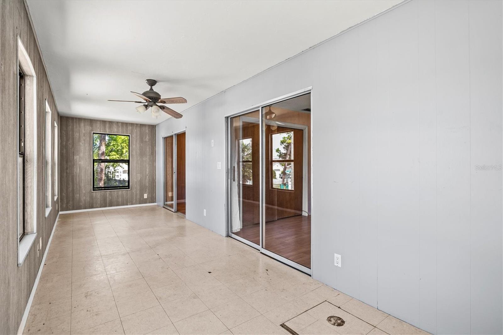 Image 44 of 75 For 1312 Twin Lakes Avenue