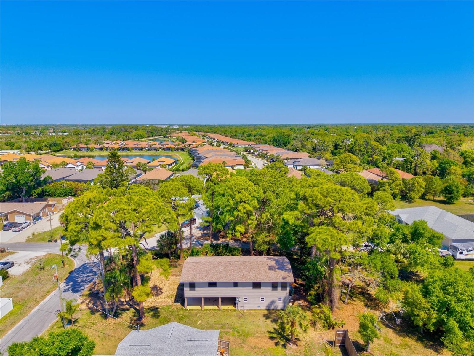 Image 60 of 75 For 1312 Twin Lakes Avenue