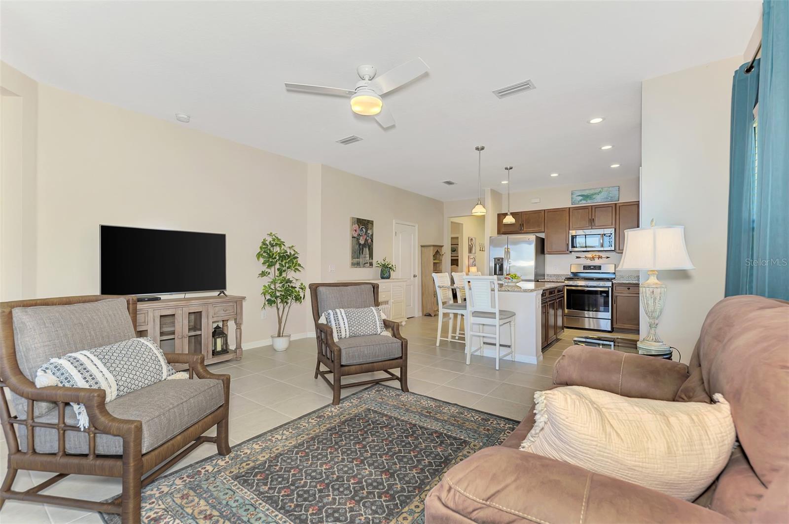 Image 31 of 77 For 287 Casalino Drive