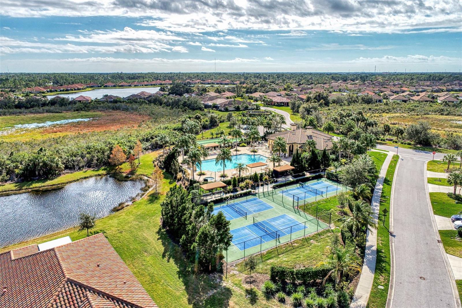 Image 62 of 77 For 287 Casalino Drive