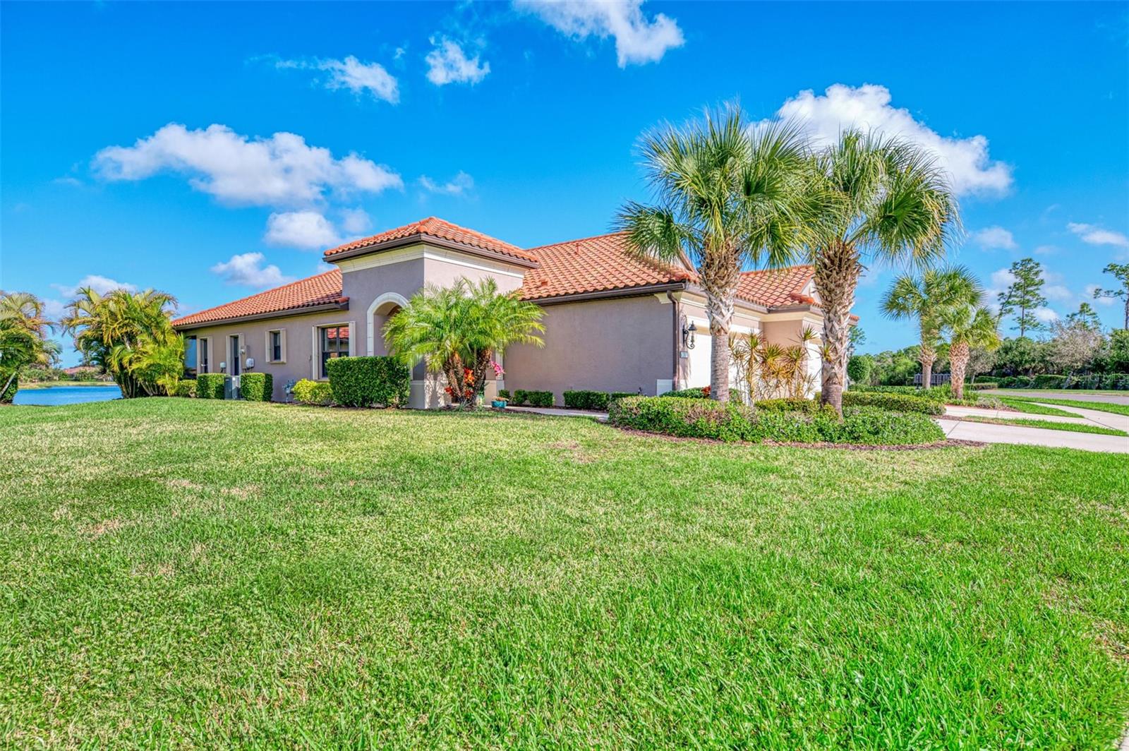 Image 7 of 77 For 287 Casalino Drive