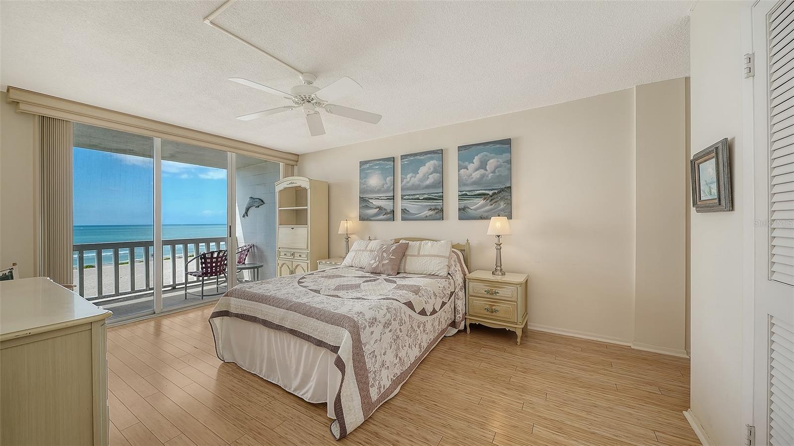 Image 18 of 37 For 1100 Tarpon Center Drive 4b