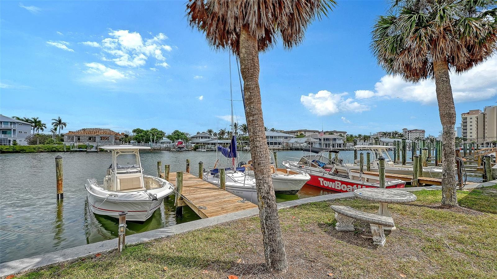 Image 32 of 37 For 1100 Tarpon Center Drive 4b